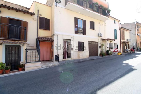 appartamento in vendita a Montelibretti