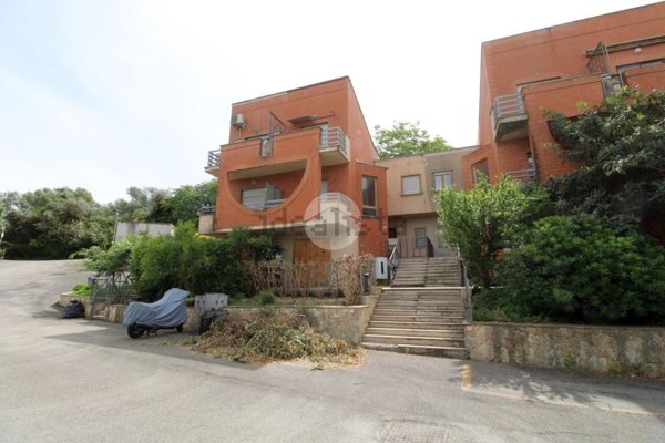 casa indipendente in vendita a Montelibretti