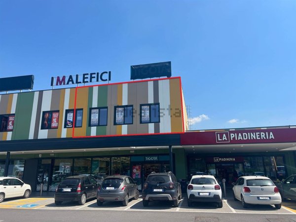 ufficio in vendita a Montelibretti