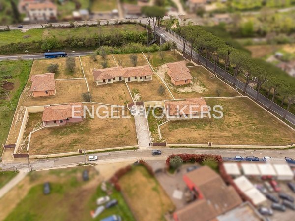 casa indipendente in vendita a Montelibretti