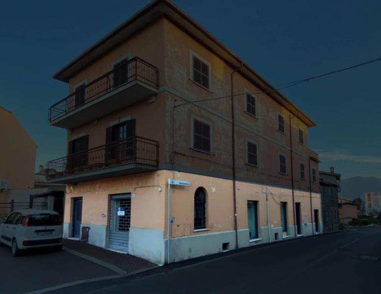 locale commerciale in vendita a Montelibretti