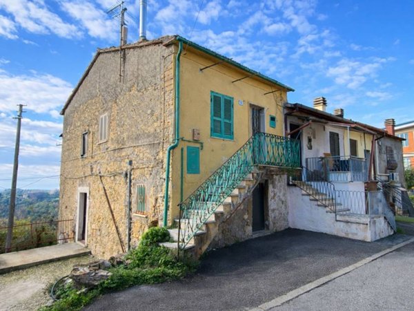 appartamento in vendita a Montelibretti