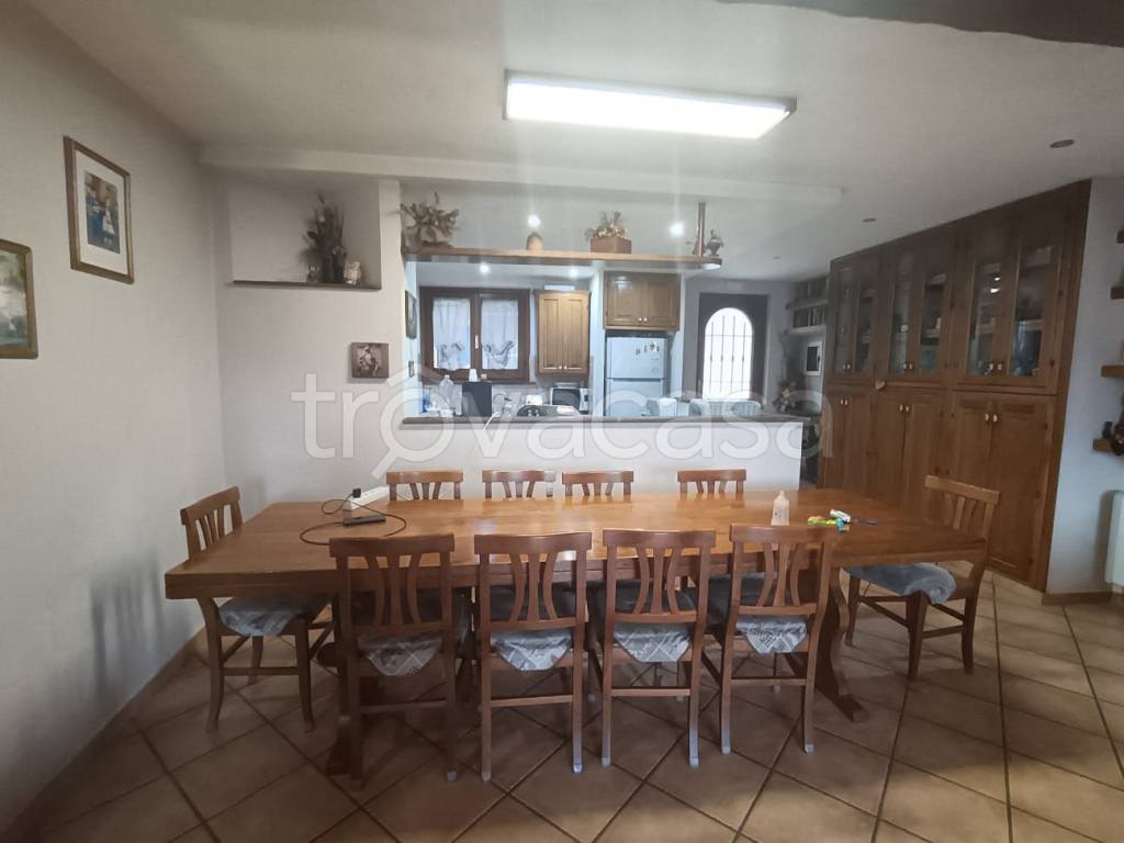 casa indipendente in vendita a Montelibretti