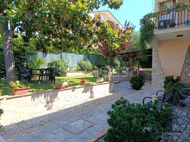 appartamento in vendita a Montelibretti in zona Borgo Santa Maria