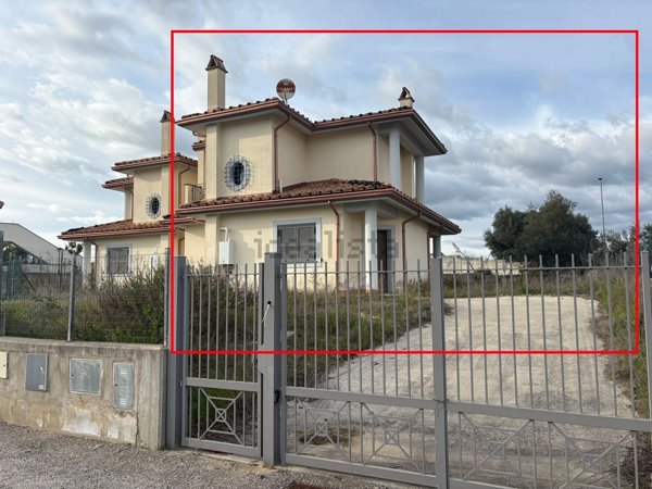 casa indipendente in vendita a Montelibretti in zona Tarantò / Vigna Grande