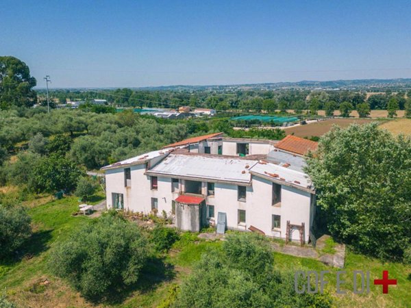 casa indipendente in vendita a Montelibretti in zona Borgo Santa Maria