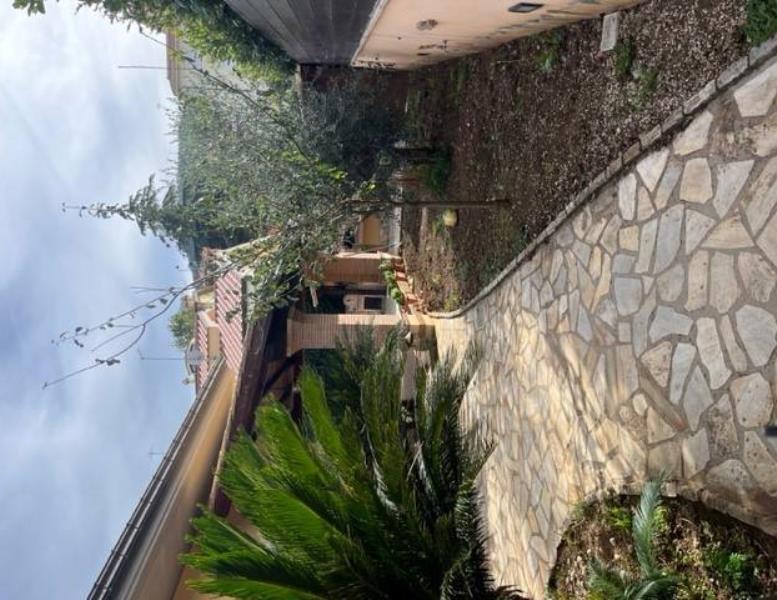 casa indipendente in vendita a Monte Porzio Catone