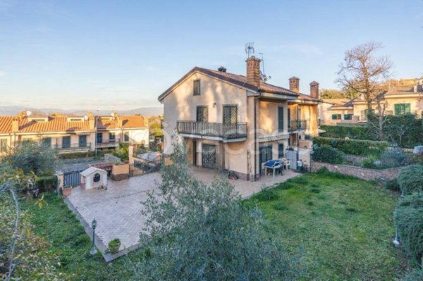 casa indipendente in vendita a Monte Porzio Catone