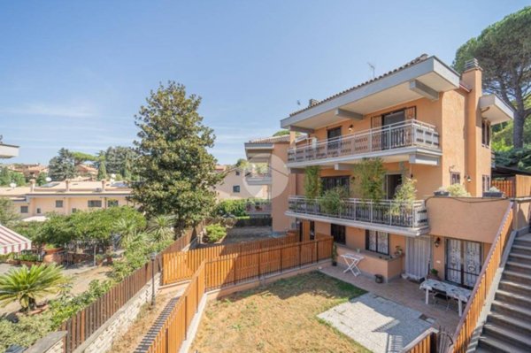 appartamento in vendita a Monte Porzio Catone