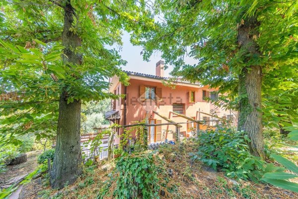 casa indipendente in vendita a Monte Porzio Catone