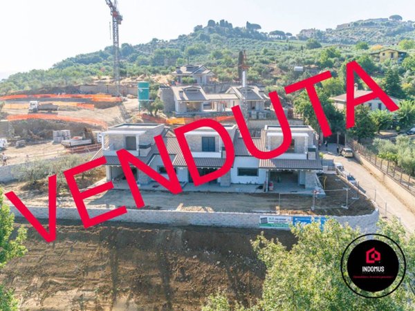 casa indipendente in vendita a Monte Porzio Catone