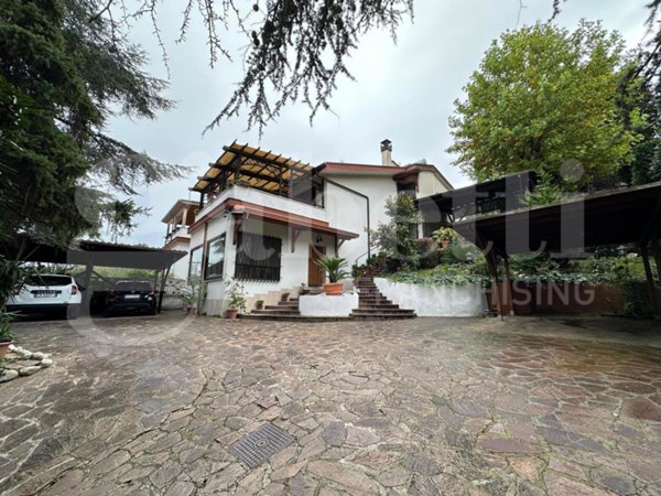 casa indipendente in vendita a Monte Porzio Catone