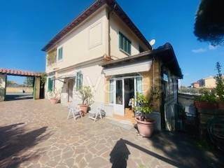 casa indipendente in vendita a Monte Porzio Catone