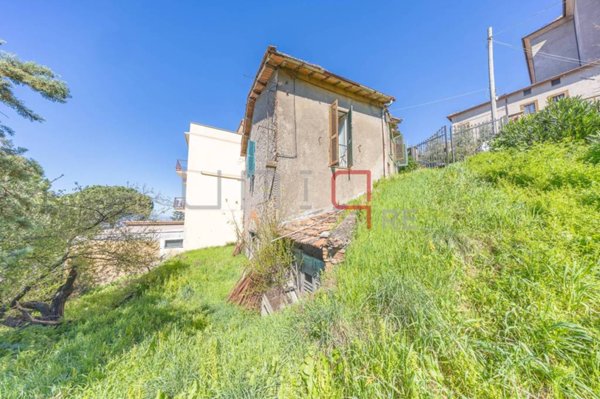 casa indipendente in vendita a Monte Porzio Catone
