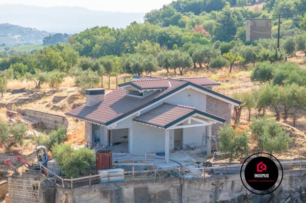 casa indipendente in vendita a Monte Porzio Catone