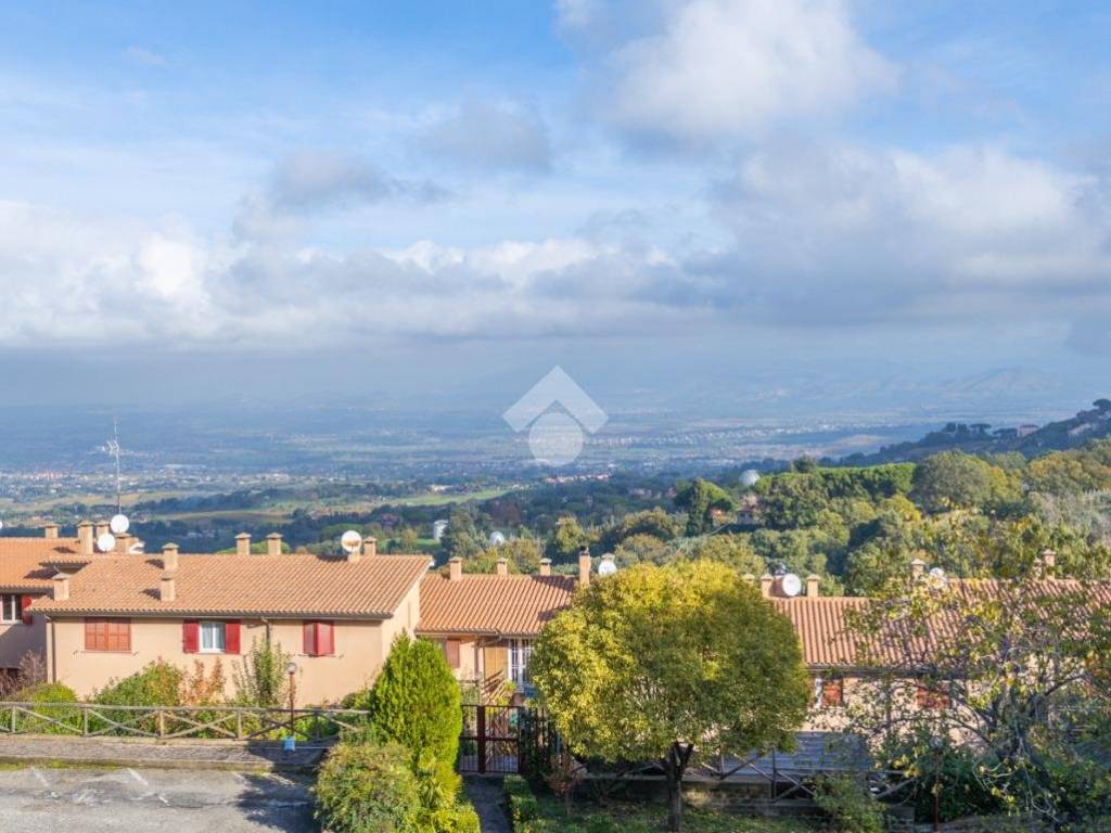 appartamento in vendita a Monte Porzio Catone in zona Pratone - Belvedere