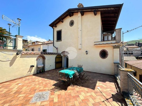 appartamento in vendita a Monte Porzio Catone