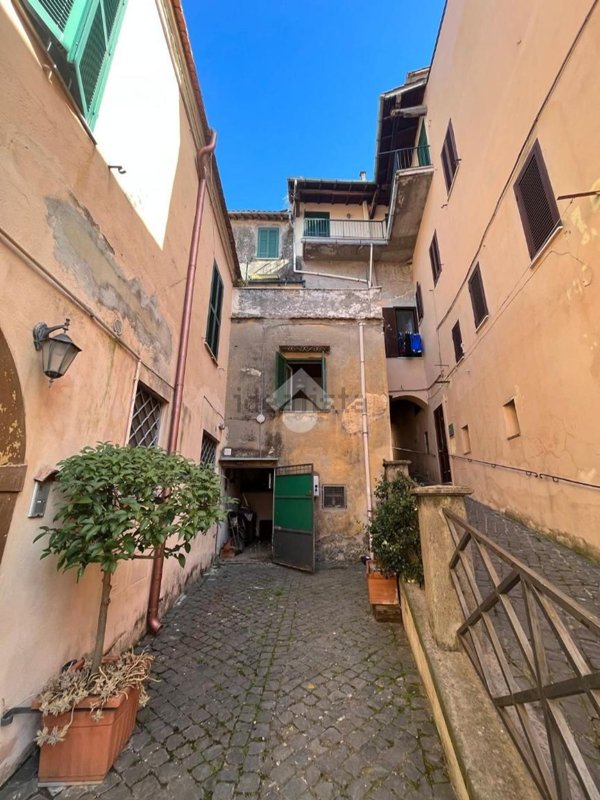 intera palazzina in vendita a Monte Porzio Catone