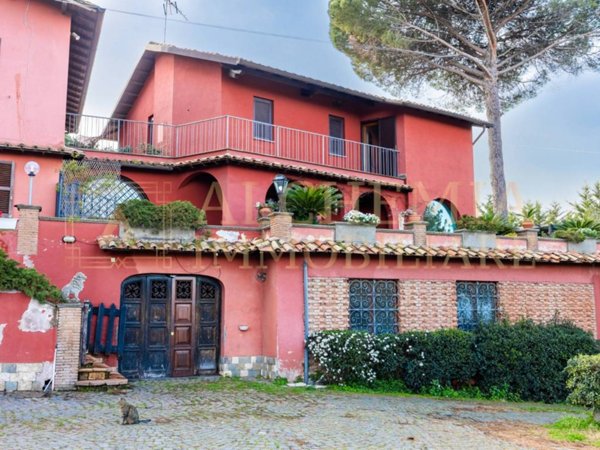 casa indipendente in vendita a Monte Porzio Catone