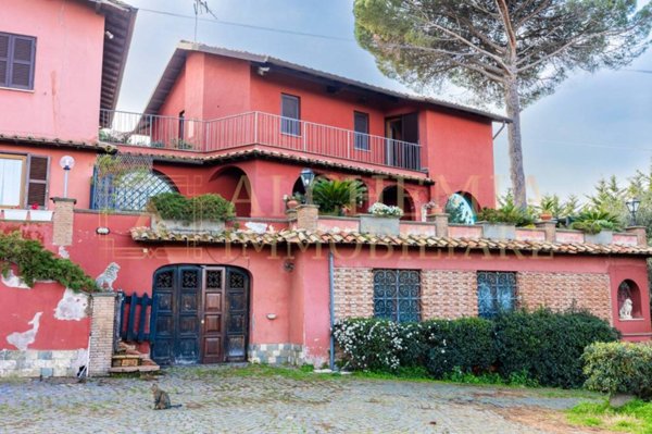 casa indipendente in vendita a Monte Porzio Catone