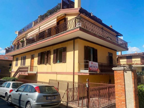 appartamento in vendita a Monte Porzio Catone