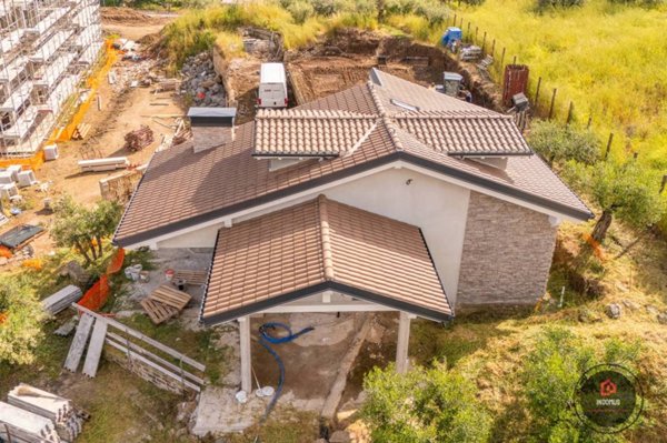 casa indipendente in vendita a Monte Porzio Catone