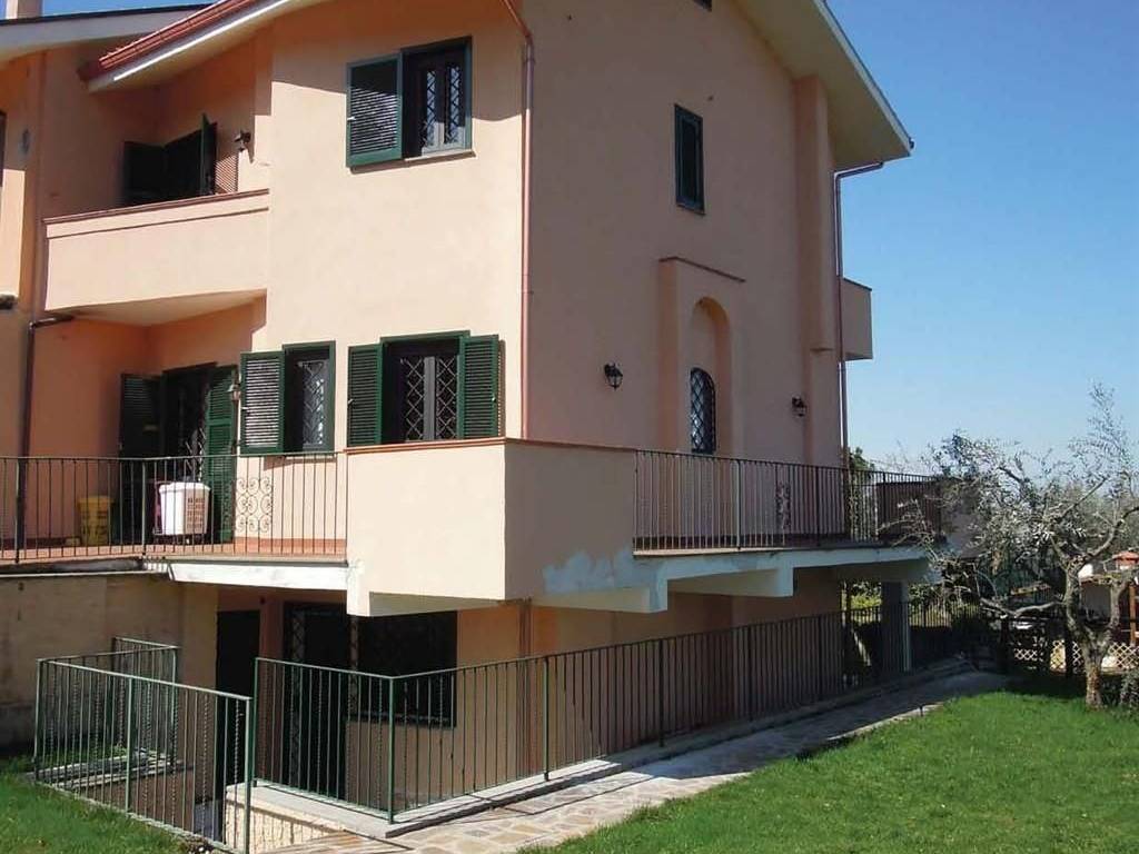 casa indipendente in vendita a Monte Porzio Catone