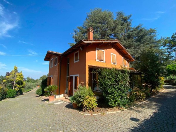 casa indipendente in vendita a Monte Porzio Catone