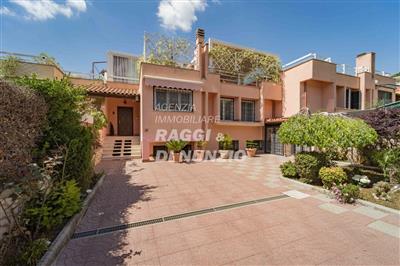 casa indipendente in vendita a Monte Porzio Catone
