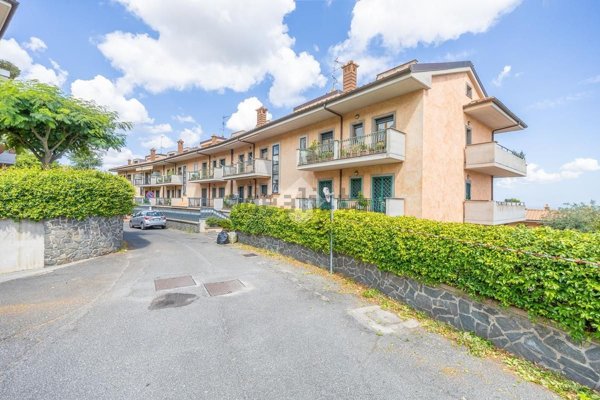 appartamento in vendita a Monte Porzio Catone