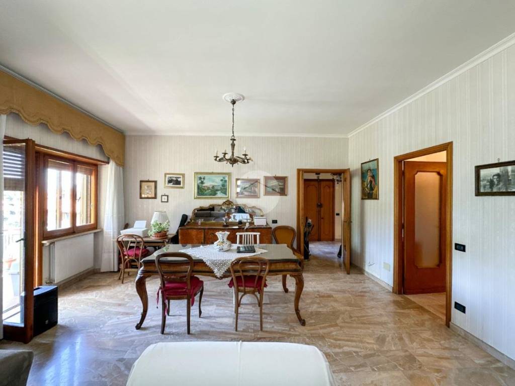 appartamento in vendita a Monte Porzio Catone