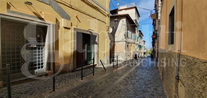 negozio in vendita a Monte Porzio Catone