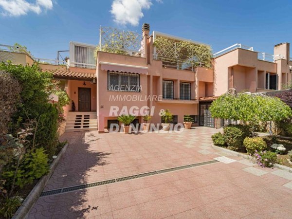 casa indipendente in vendita a Monte Porzio Catone