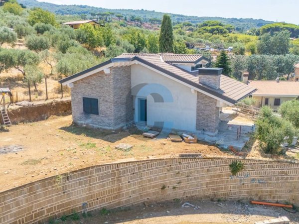 casa indipendente in vendita a Monte Porzio Catone