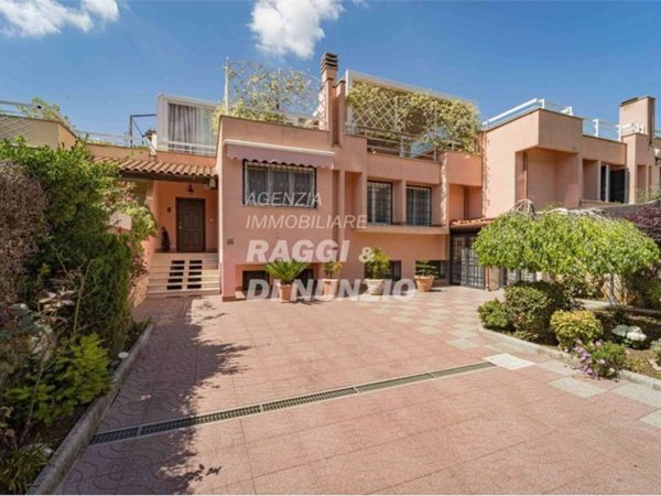 casa indipendente in vendita a Monte Porzio Catone