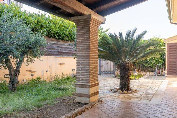 casa indipendente in vendita a Monte Porzio Catone