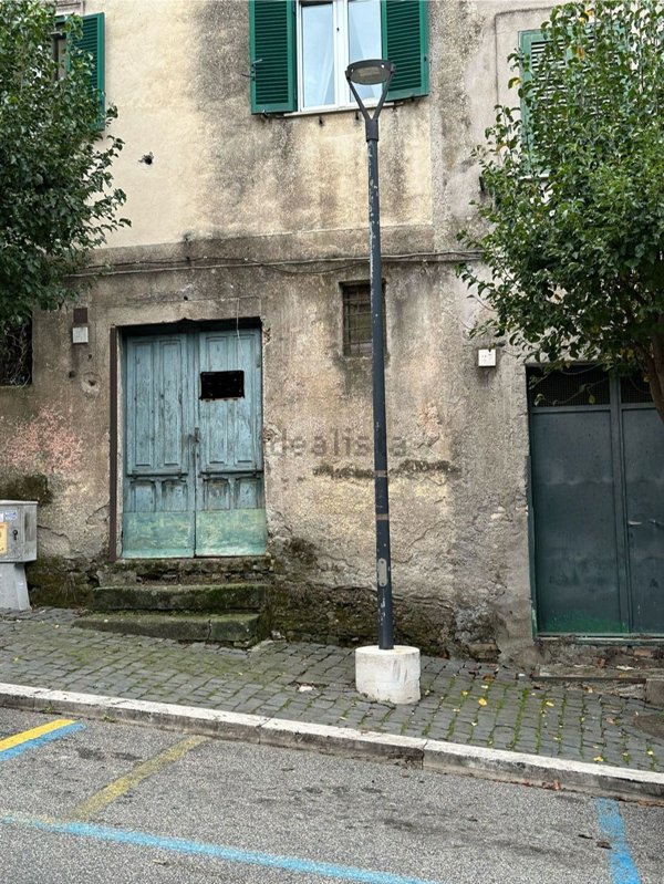 negozio in vendita a Monte Porzio Catone