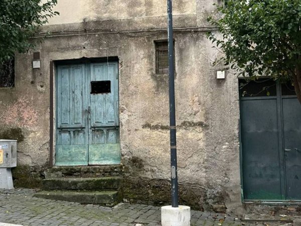 negozio in vendita a Monte Porzio Catone