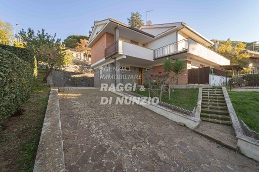 appartamento in vendita a Monte Porzio Catone