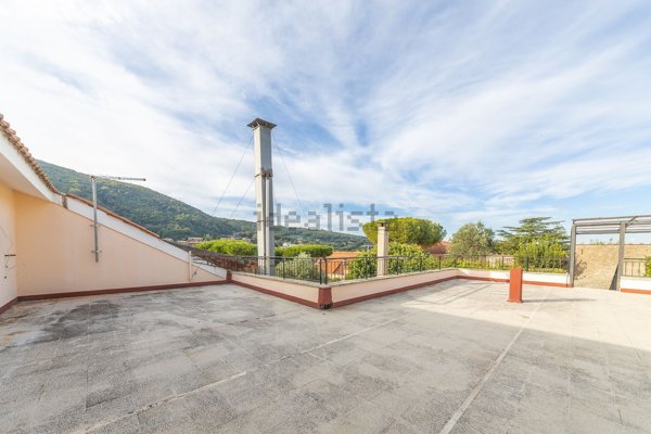 appartamento in vendita a Monte Porzio Catone