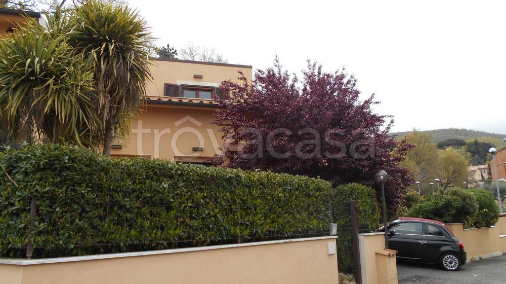 casa indipendente in vendita a Monte Porzio Catone
