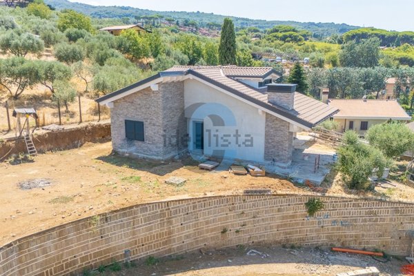 casa indipendente in vendita a Monte Porzio Catone