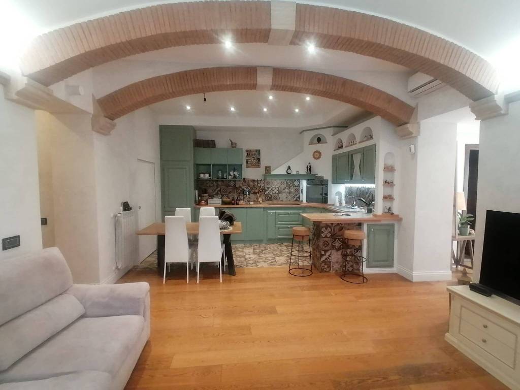 appartamento in vendita a Monte Porzio Catone