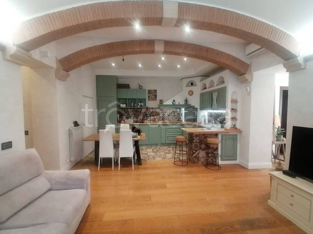 appartamento in vendita a Monte Porzio Catone