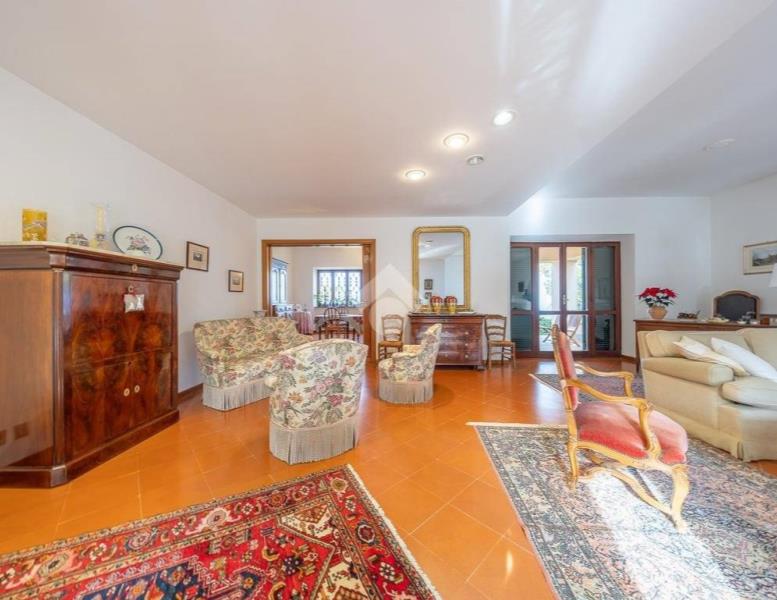 casa indipendente in vendita a Monte Porzio Catone in zona Pratone - Belvedere