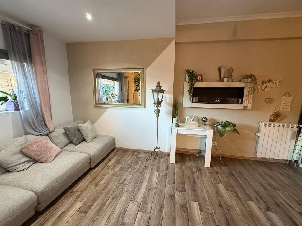 casa indipendente in vendita a Monte Porzio Catone in zona San Marco