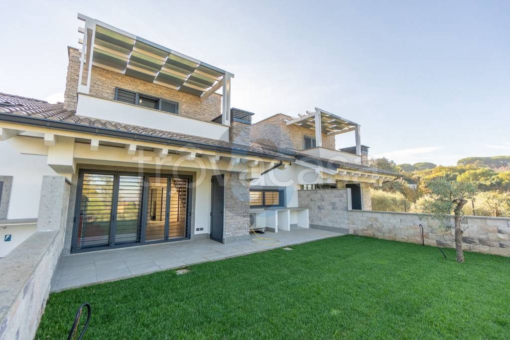 casa indipendente in vendita a Monte Porzio Catone