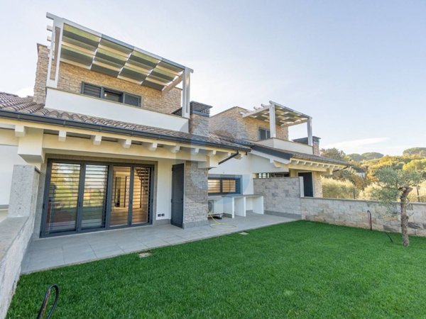 casa indipendente in vendita a Monte Porzio Catone