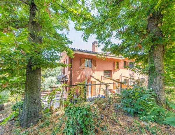 casa indipendente in vendita a Monte Porzio Catone