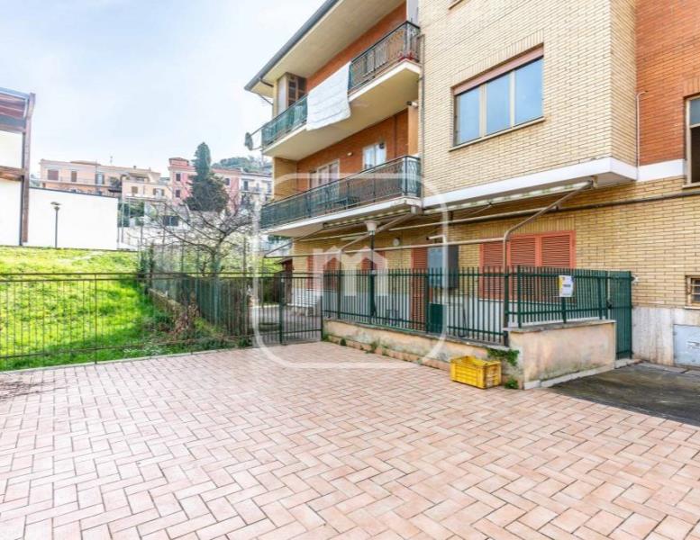 appartamento in vendita a Monte Porzio Catone